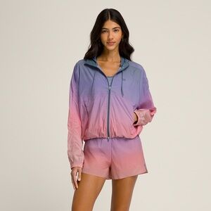 Wilson Vantage On-Court Jacket in Purple and Pink Ombre, Size Small